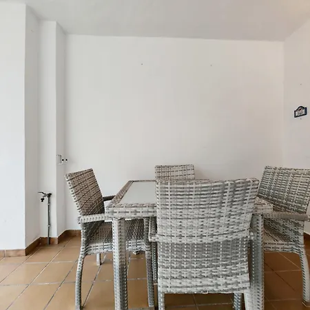 2-bed In Calahonda Park, Walk To Sitio de Calahonda